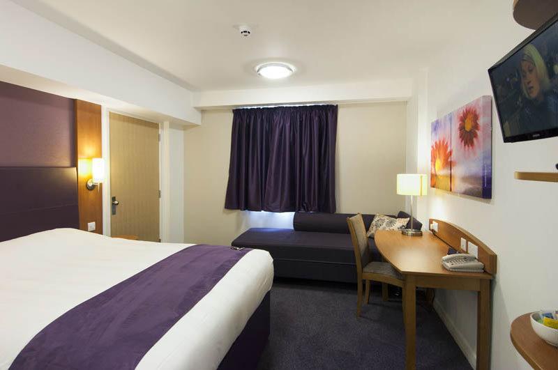Premier Inn Rugeley Luaran gambar